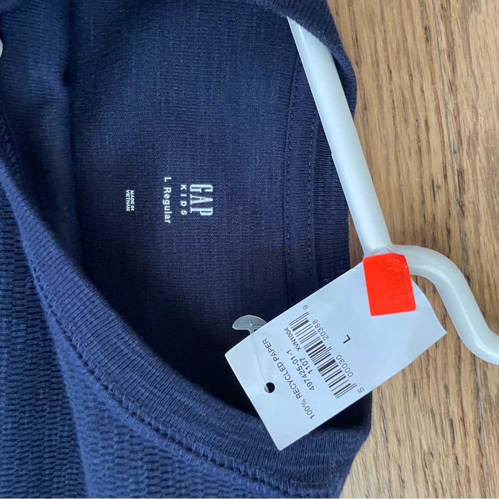 NWT Gap kids navy long sleeve shirt - Picture 2 of 2